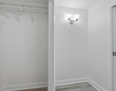 379 S Mcmullen Booth Road - Photo Thumbnail 35