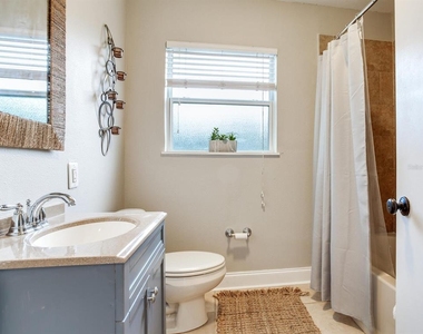 221 N Clearview Avenue - Photo Thumbnail 24