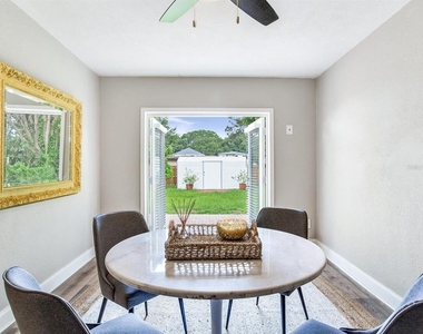 221 N Clearview Avenue - Photo Thumbnail 16