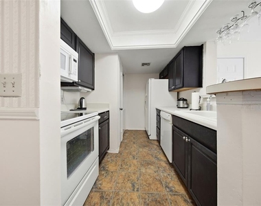 10200 Gandy Boulevard N - Photo Thumbnail 6