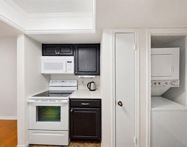 10200 Gandy Boulevard N - Photo Thumbnail 5