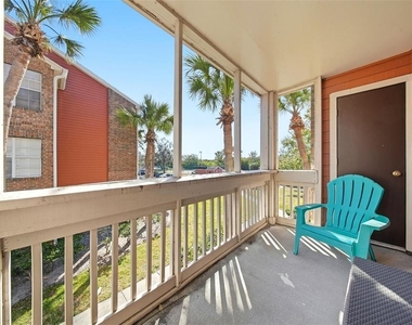 10200 Gandy Boulevard N - Photo Thumbnail 12