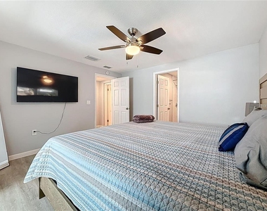 1408 Rogers Street - Photo Thumbnail 12