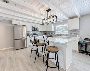 1408 Rogers Street - Photo Thumbnail 6