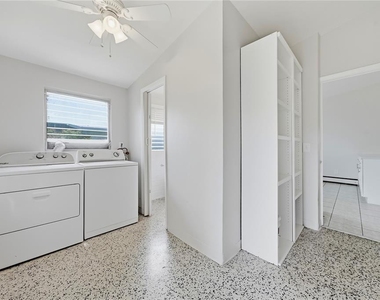 14190 Page Avenue - Photo Thumbnail 23
