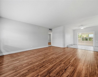 14190 Page Avenue - Photo Thumbnail 4