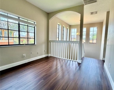 1050 Blackwater Drive - Photo Thumbnail 27