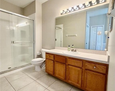 1050 Blackwater Drive - Photo Thumbnail 31