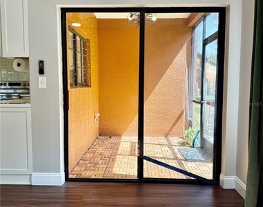 1050 Blackwater Drive - Photo Thumbnail 11