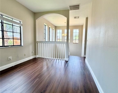 1050 Blackwater Drive - Photo Thumbnail 29