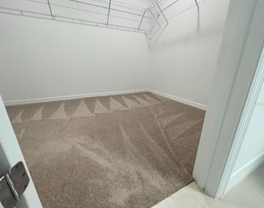 3943 Almond Brook Boulevard - Photo Thumbnail 15