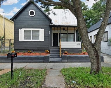 2329 W Beach Street - Photo Thumbnail 1