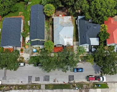 2329 W Beach Street - Photo Thumbnail 37