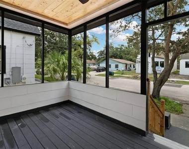 2329 W Beach Street - Photo Thumbnail 4