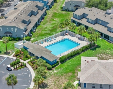 6737 Lake Rochester Lane - Photo Thumbnail 26