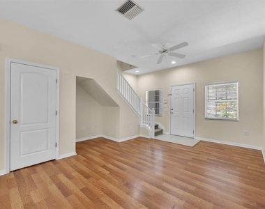 6737 Lake Rochester Lane - Photo Thumbnail 4