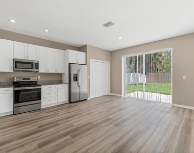 12737 Bramfield Drive - Photo Thumbnail 8
