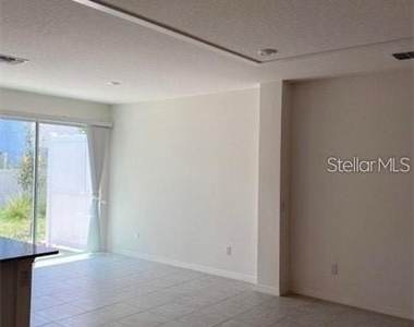 4306 Sailplane Court - Photo Thumbnail 2