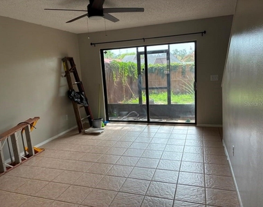 1410 Highland Ridge Circle - Photo Thumbnail 2