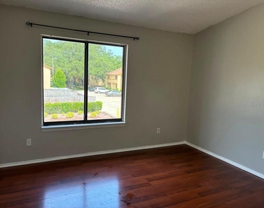 1410 Highland Ridge Circle - Photo Thumbnail 3