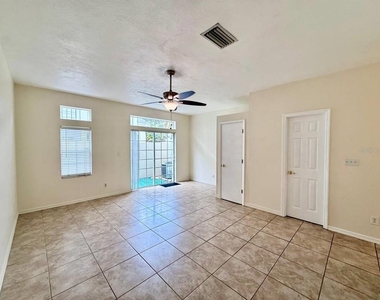 2802 W Cleveland Street - Photo Thumbnail 12