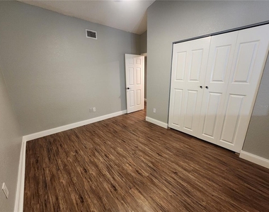 6236 93rd Terrace N - Photo Thumbnail 15