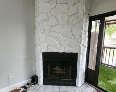 6236 93rd Terrace N - Photo Thumbnail 4