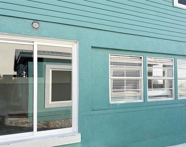 19506 Gulf Boulevard - Photo Thumbnail 33