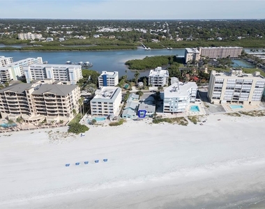 19506 Gulf Boulevard - Photo Thumbnail 21