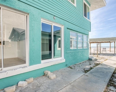 19506 Gulf Boulevard - Photo Thumbnail 27
