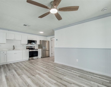 19506 Gulf Boulevard - Photo Thumbnail 45