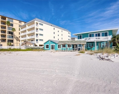 19506 Gulf Boulevard - Photo Thumbnail 25