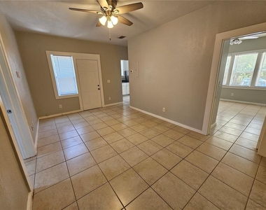 1408 N Fort Harrison Avenue - Photo Thumbnail 2