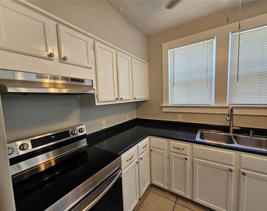 1408 N Fort Harrison Avenue - Photo Thumbnail 1