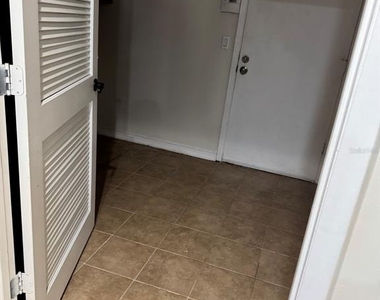 3306 Lake Saxon Drive - Photo Thumbnail 11
