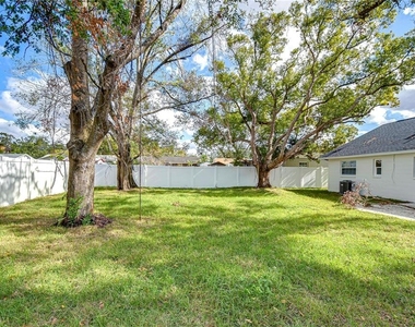 1205 W Hollywood Street - Photo Thumbnail 7