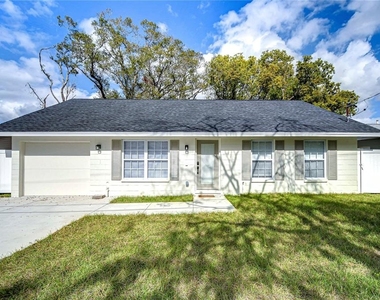 1205 W Hollywood Street - Photo Thumbnail 3