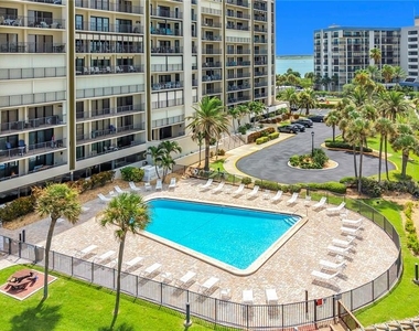 1480 Gulf Boulevard - Photo Thumbnail 50
