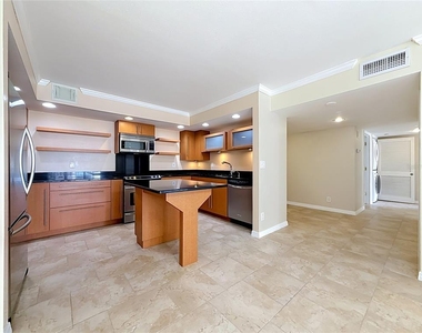 1480 Gulf Boulevard - Photo Thumbnail 14
