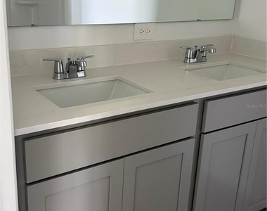 1727 Grandiose Drive - Photo Thumbnail 5