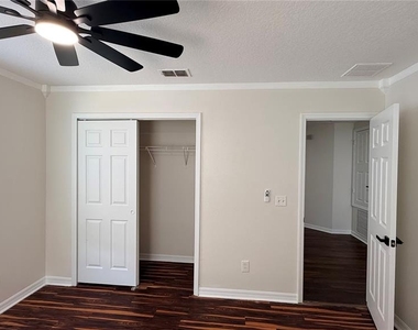 2568 Aventurine Street - Photo Thumbnail 27