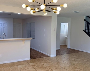 2568 Aventurine Street - Photo Thumbnail 8