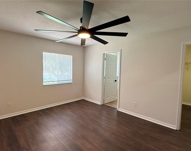 2568 Aventurine Street - Photo Thumbnail 20
