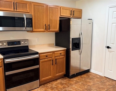 2568 Aventurine Street - Photo Thumbnail 3