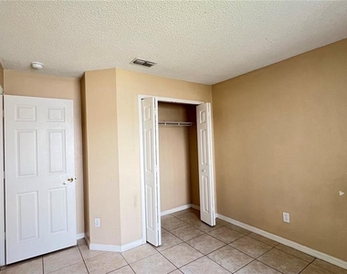 1547 Oak Hill Trail - Photo Thumbnail 13