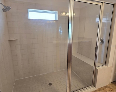 2476 Addison Creek Drive - Photo Thumbnail 18