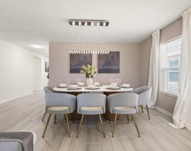 4717 Blue Diamond Street - Photo Thumbnail 9