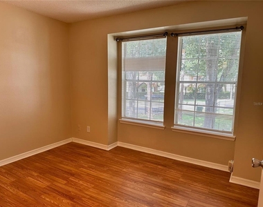 6052 Westgate Drive - Photo Thumbnail 8