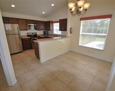 217 Robin Road - Photo Thumbnail 21