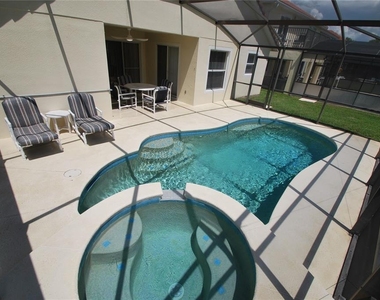 217 Robin Road - Photo Thumbnail 25